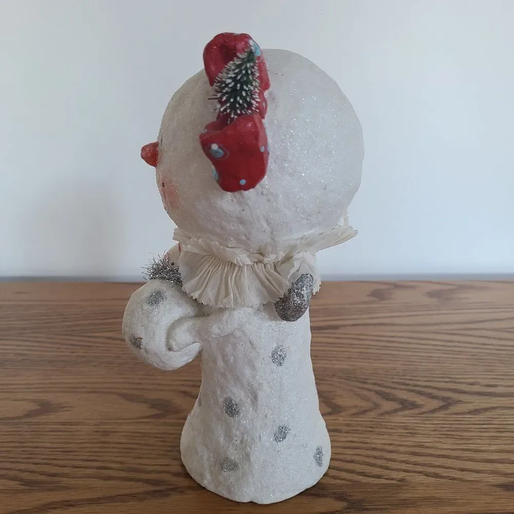Whimsical Snow Woman Angel Mama With Snow Baby Shelf Sitter Winter Figurine VTG